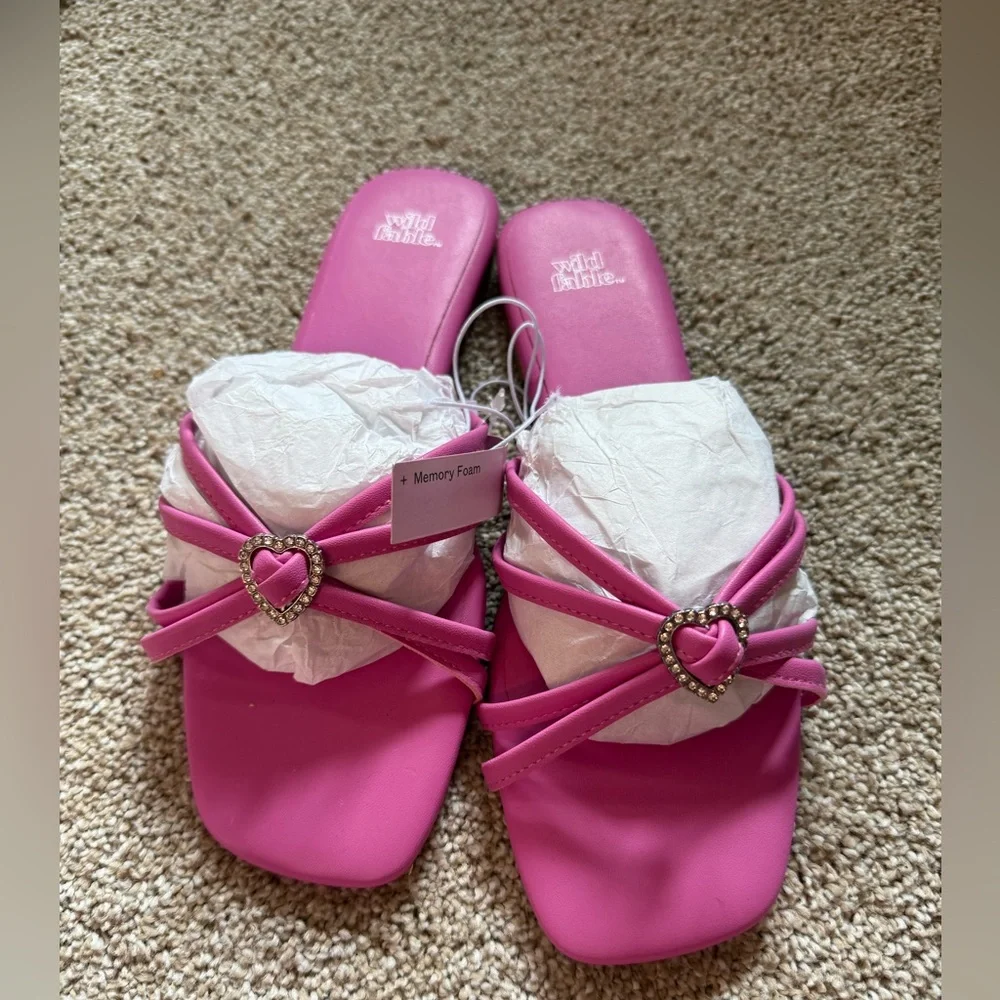 Wild Fable Pink Flat Strappy Sandals - Picture 5 of 5